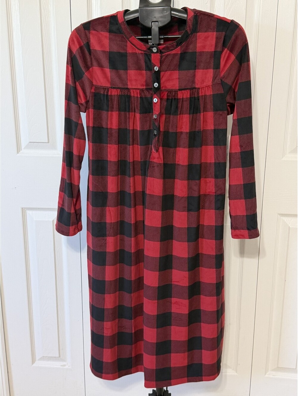 Aria Collection Gown Girls 8-10 Red Black Plaid Long Sleeve Knit Buffalo Check